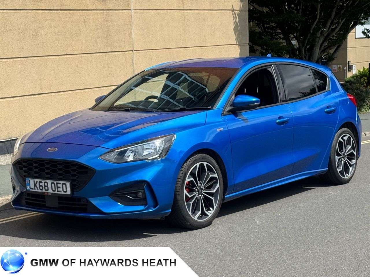 A 2018 FORD FOCUS 1.0T EcoBoost ST-Line X Hatchback 5dr Petrol Manual Euro 6 (s/s) (125 ps) A 2018 FORD FOCUS 1.0T EcoBoost ST-Line X Hatchback 5dr Petrol Manual Euro 6 (s/s) (125 ps)