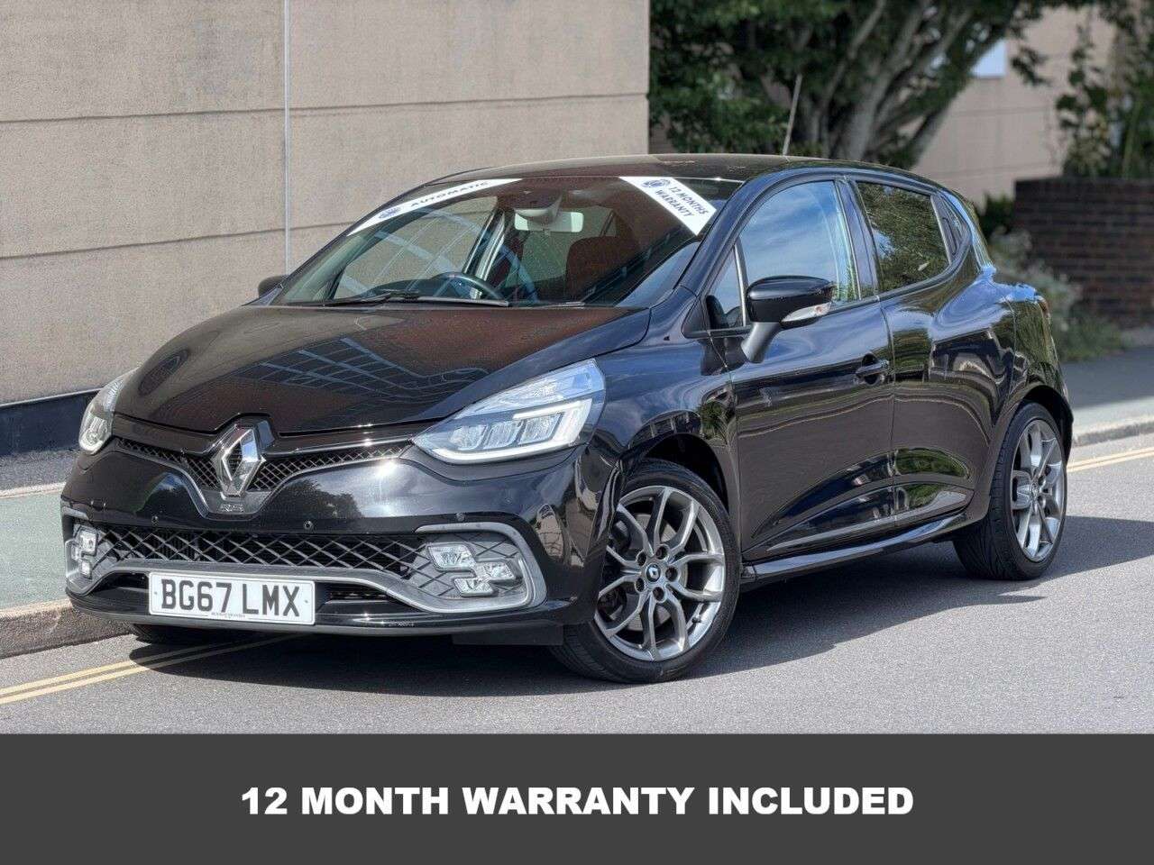 A 2017 RENAULT CLIO 1.6 TCe Renaultsport Nav Hatchback 5dr Petrol EDC Euro 6 (200 ps) A 2017 RENAULT CLIO 1.6 TCe Renaultsport Nav Hatchback 5dr Petrol EDC Euro 6 (200 ps)