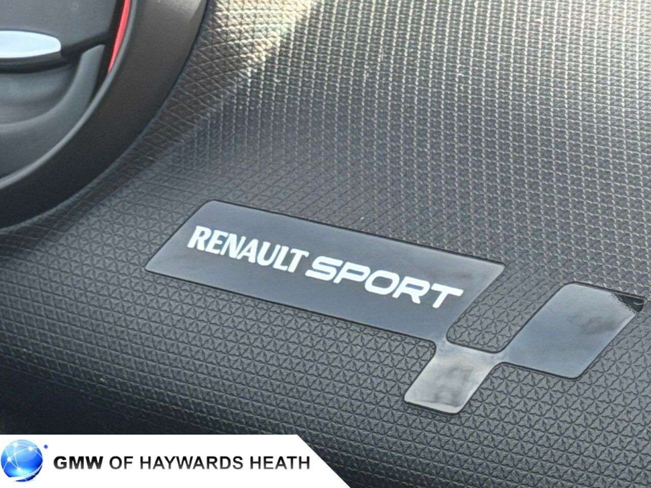 2017 RENAULT CLIO 2017 RENAULT CLIO