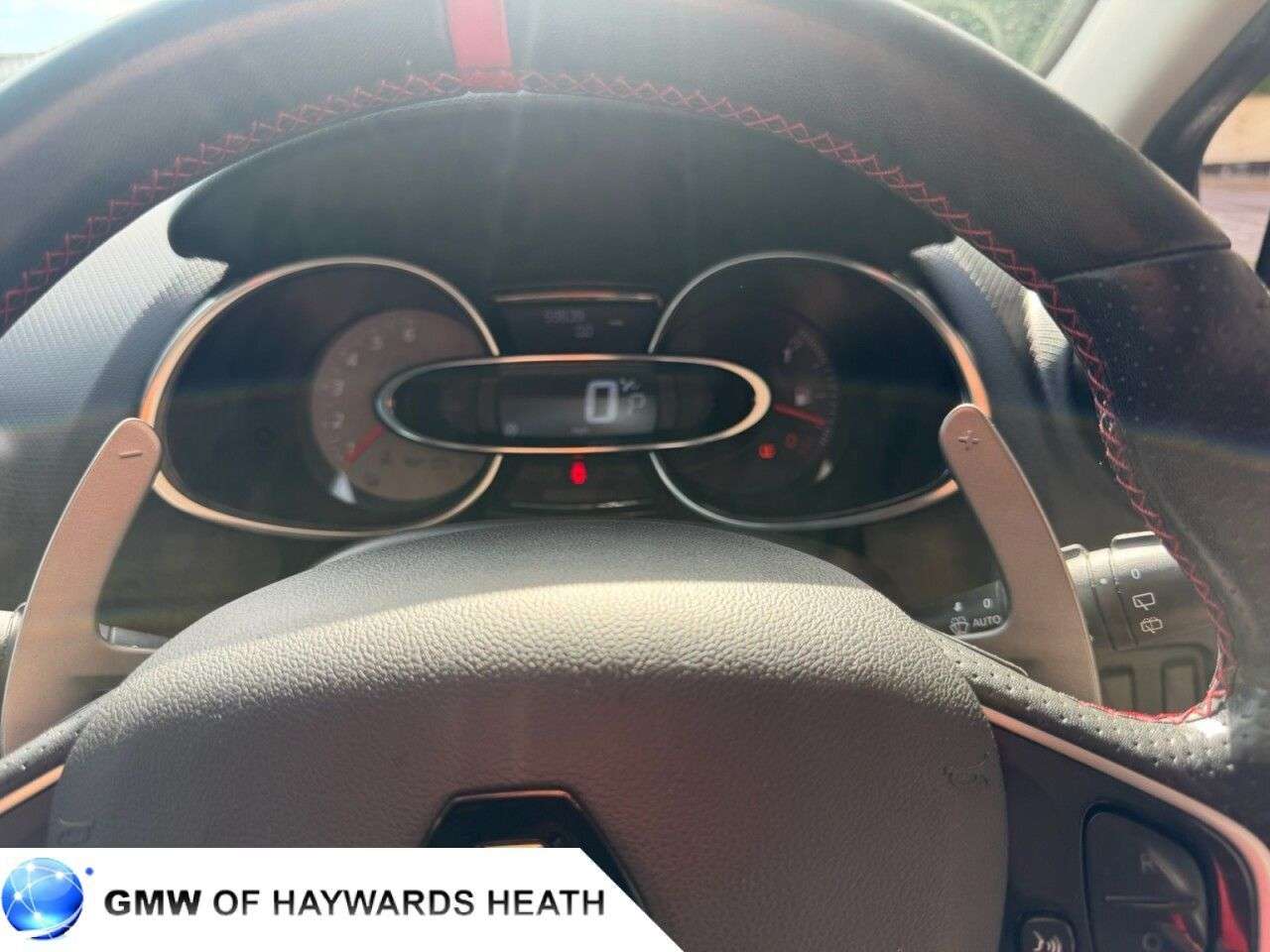2017 RENAULT CLIO 2017 RENAULT CLIO