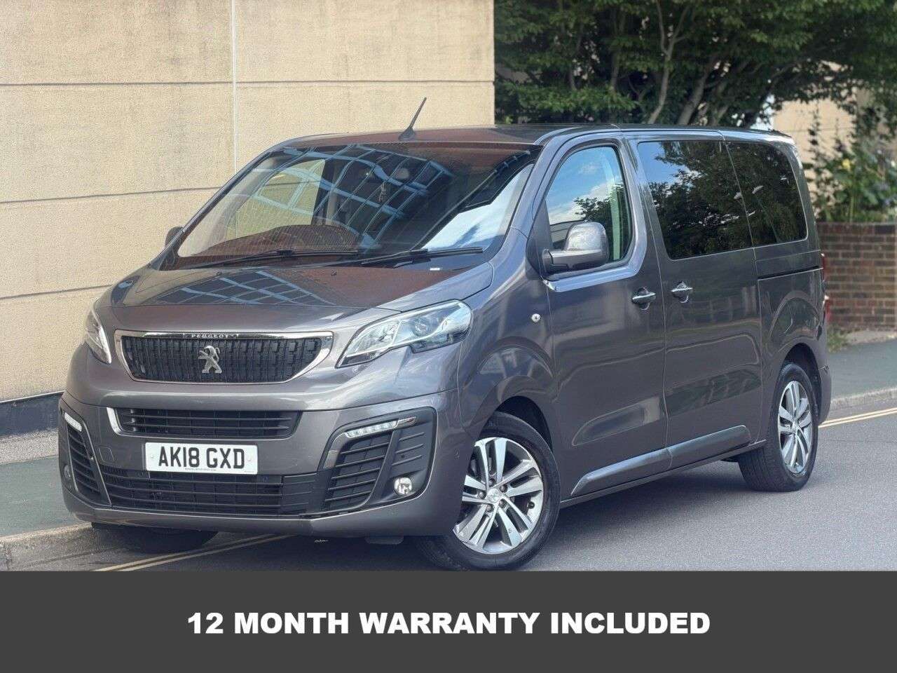 A 2018 PEUGEOT TRAVELLER 2.0 BlueHDi Allure Standard MPV 5dr Diesel EAT6 MWB Euro 6 (s/s) (180 ps) A 2018 PEUGEOT TRAVELLER 2.0 BlueHDi Allure Standard MPV 5dr Diesel EAT6 MWB Euro 6 (s/s) (180 ps)
