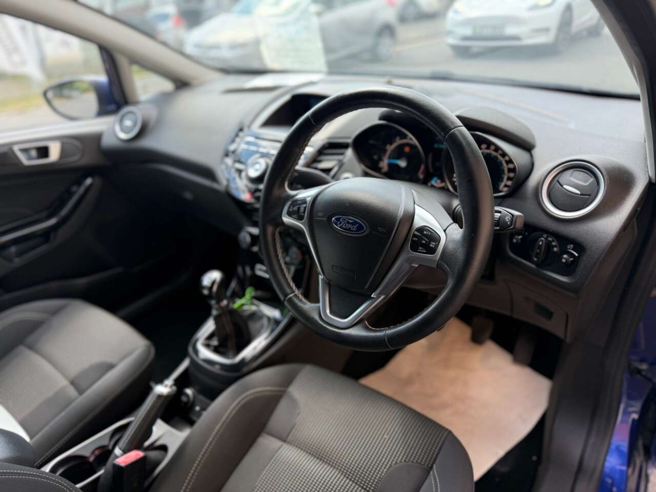 2015 FORD FIESTA 2015 FORD FIESTA