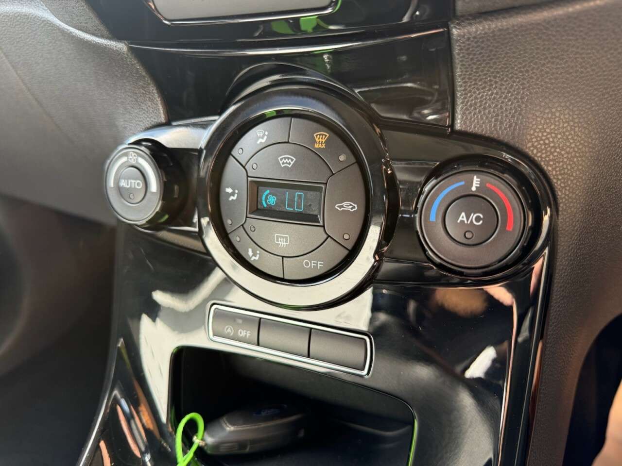 2015 FORD FIESTA 2015 FORD FIESTA