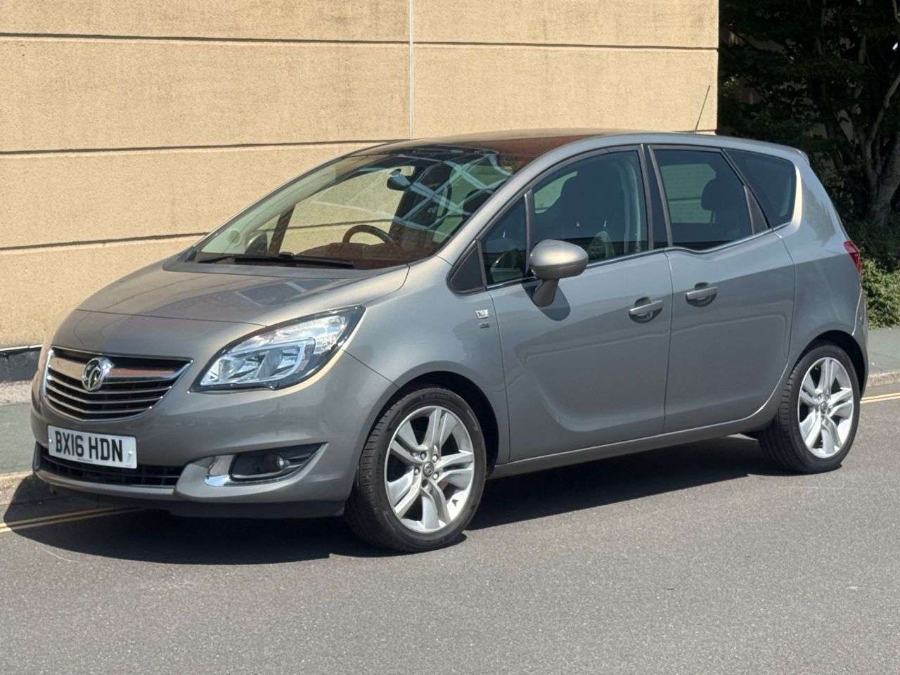 A 2016 VAUXHALL MERIVA 1.4i Turbo SE MPV 5dr Petrol Manual Euro 6 (120 ps) A 2016 VAUXHALL MERIVA 1.4i Turbo SE MPV 5dr Petrol Manual Euro 6 (120 ps)