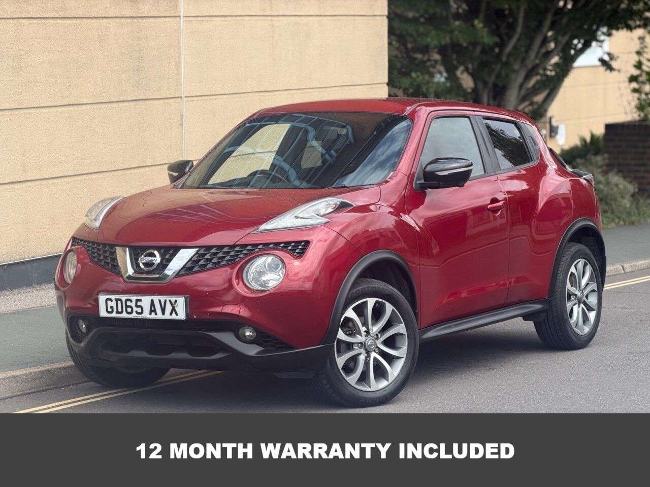 A 2015 NISSAN JUKE 1.2 DIG-T Tekna SUV 5dr Petrol Manual Euro 6 (s/s) (115 ps) A 2015 NISSAN JUKE 1.2 DIG-T Tekna SUV 5dr Petrol Manual Euro 6 (s/s) (115 ps)