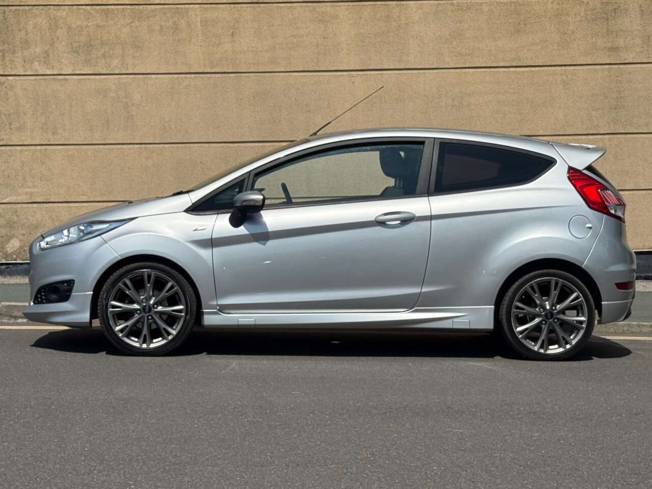 2016 FORD FIESTA 2016 FORD FIESTA