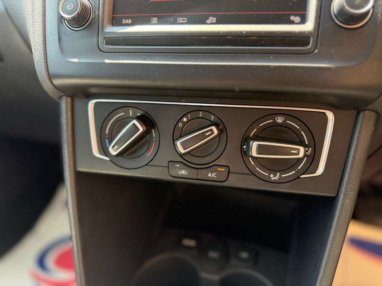 2015 VOLKSWAGEN POLO 2015 VOLKSWAGEN POLO