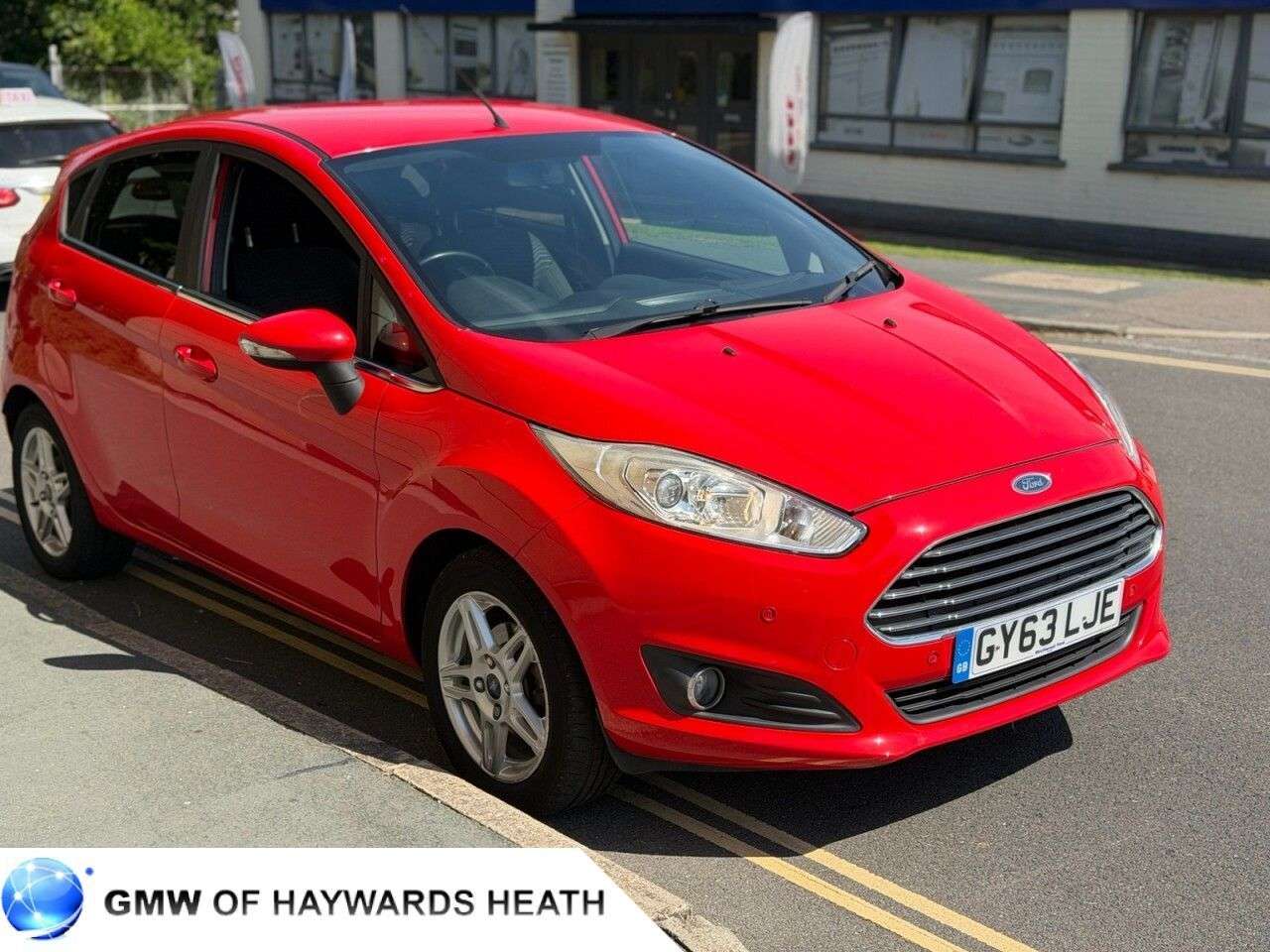 A 2013 FORD FIESTA 1.0T EcoBoost Zetec Hatchback 5dr Petrol Manual Euro 5 (s/s) (100 ps) A 2013 FORD FIESTA 1.0T EcoBoost Zetec Hatchback 5dr Petrol Manual Euro 5 (s/s) (100 ps)