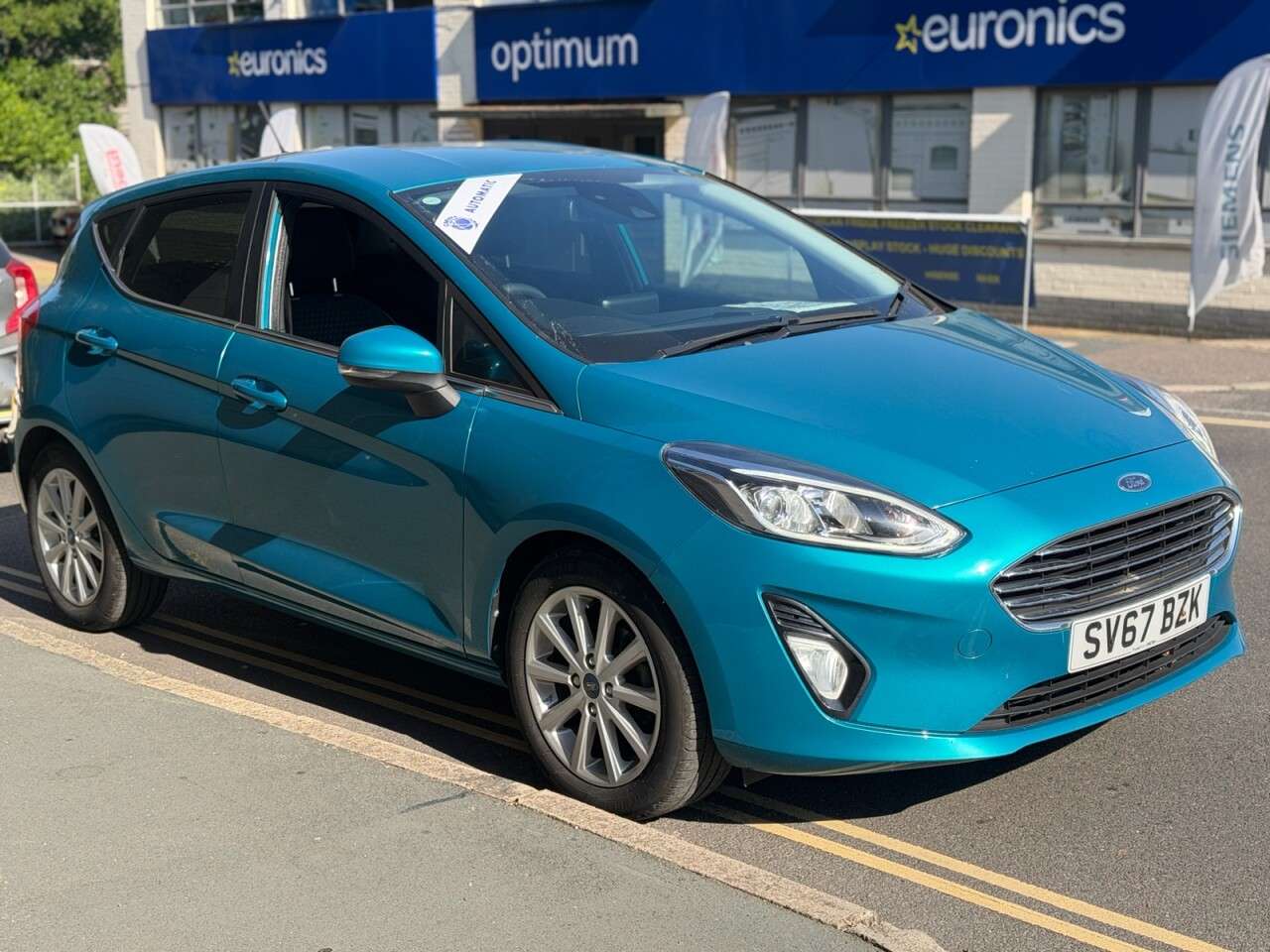 A 2017 FORD FIESTA 1.0T EcoBoost Titanium Hatchback 5dr Petrol Auto Euro 6 (s/s) (100 ps) 12 M A 2017 FORD FIESTA 1.0T EcoBoost Titanium Hatchback 5dr Petrol Auto Euro 6 (s/s) (100 ps) 12 M