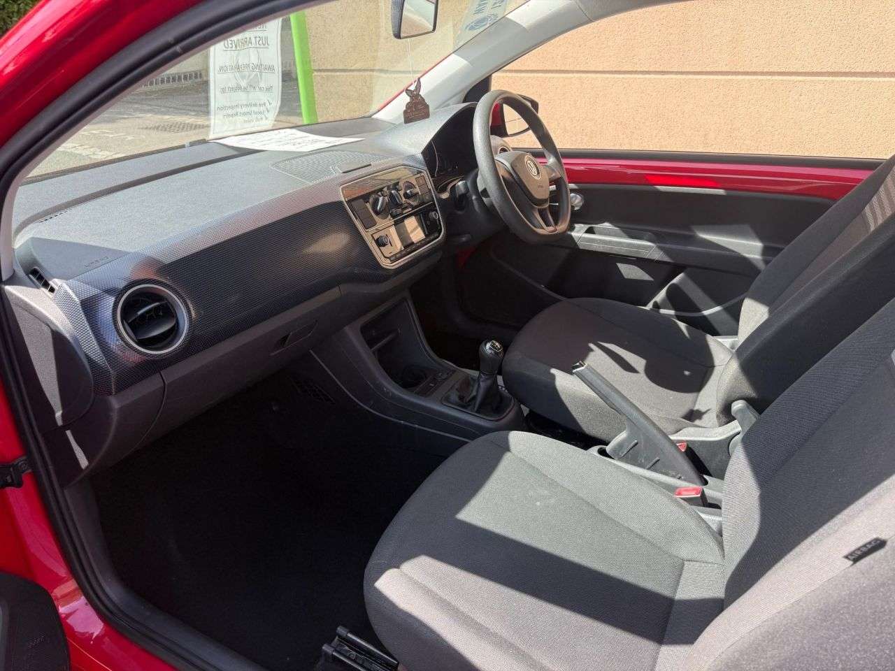 2016 VOLKSWAGEN UP! 2016 VOLKSWAGEN UP!