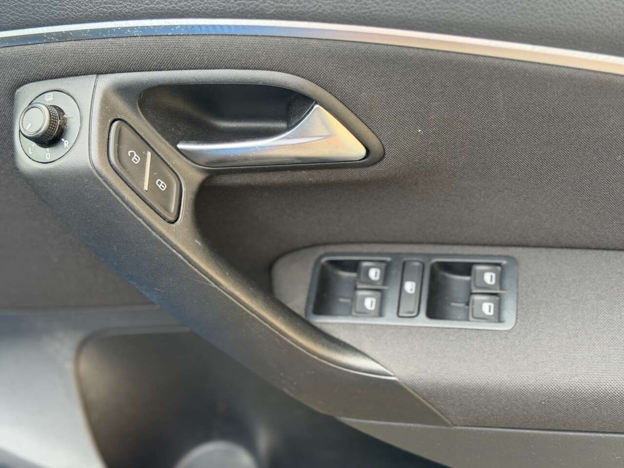 2015 VOLKSWAGEN POLO 2015 VOLKSWAGEN POLO