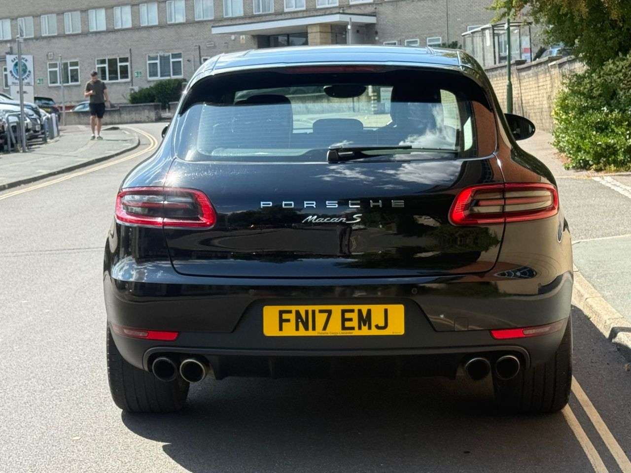 2017 PORSCHE MACAN 2017 PORSCHE MACAN