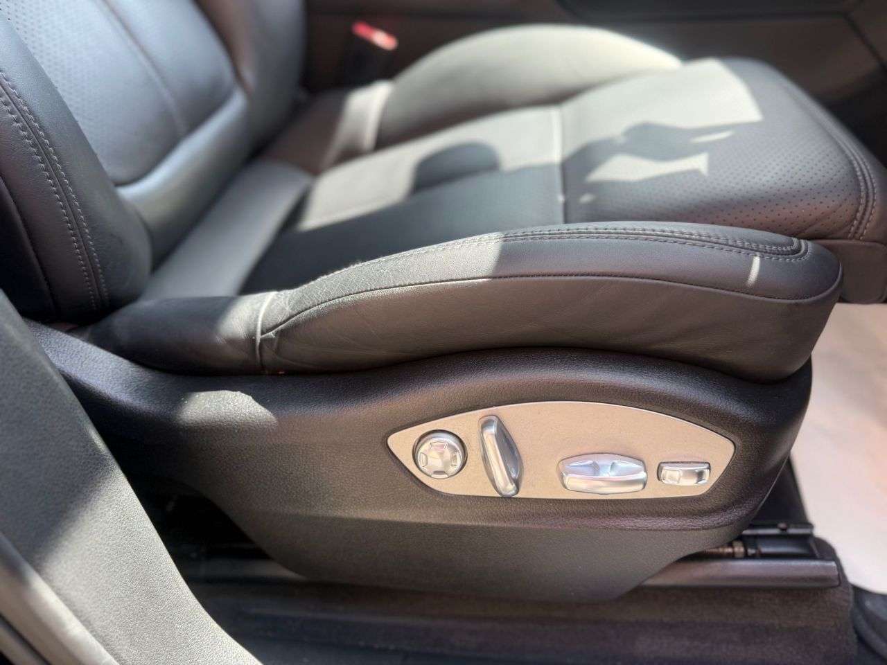 2017 PORSCHE MACAN 2017 PORSCHE MACAN