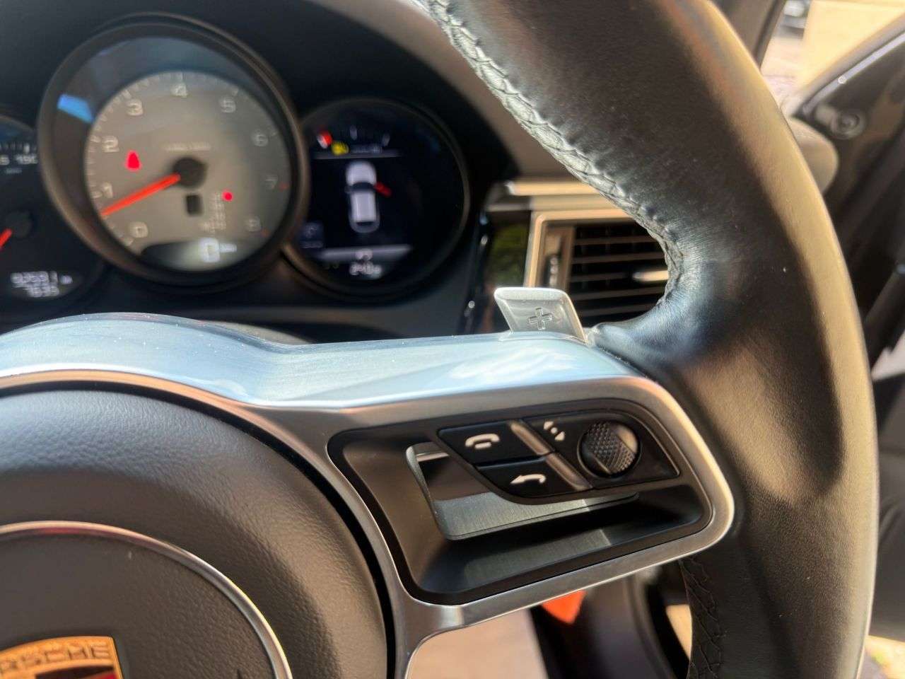 2017 PORSCHE MACAN 2017 PORSCHE MACAN