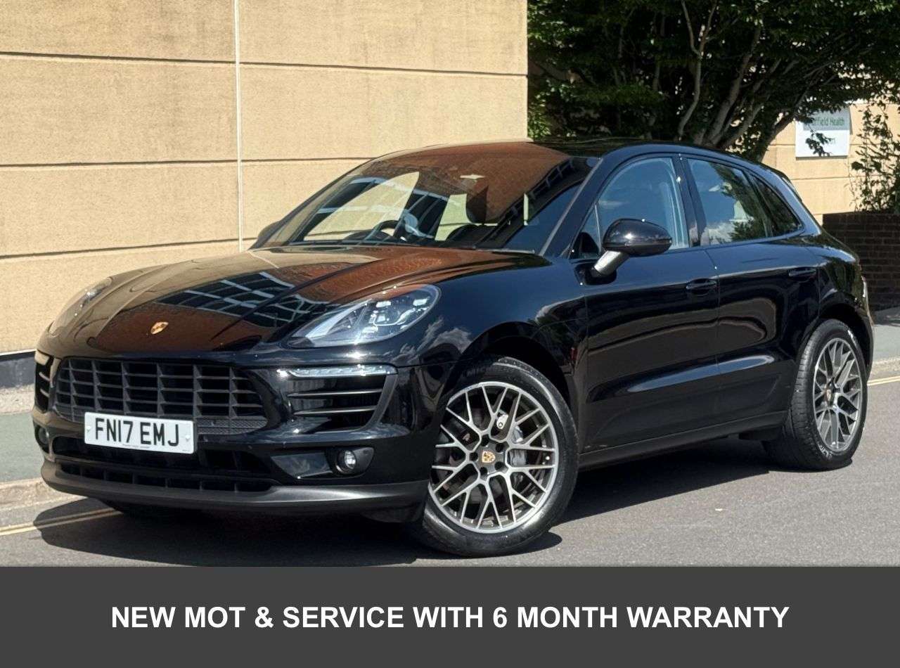 A 2017 PORSCHE MACAN 3.0 V6 S SUV 5dr Petrol PDK 4WD Euro 6 (s/s) (340 ps) A 2017 PORSCHE MACAN 3.0 V6 S SUV 5dr Petrol PDK 4WD Euro 6 (s/s) (340 ps)