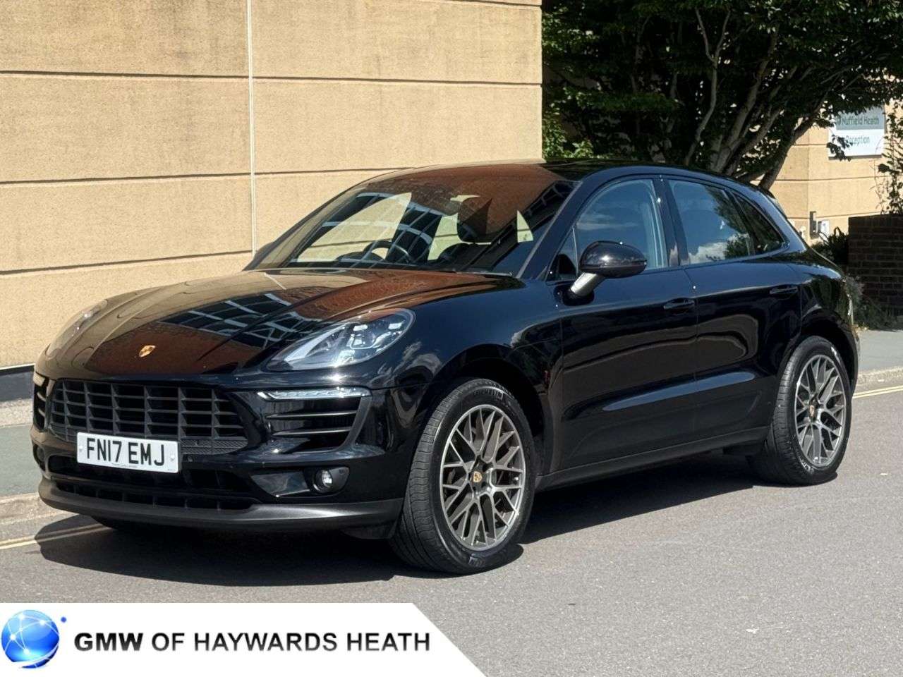 A 2017 PORSCHE MACAN 3.0 V6 S SUV 5dr Petrol PDK 4WD Euro 6 (s/s) (340 ps) A 2017 PORSCHE MACAN 3.0 V6 S SUV 5dr Petrol PDK 4WD Euro 6 (s/s) (340 ps)