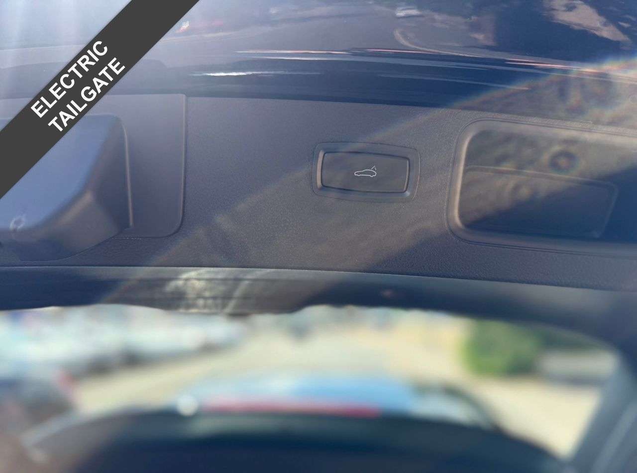 2017 PORSCHE MACAN 2017 PORSCHE MACAN