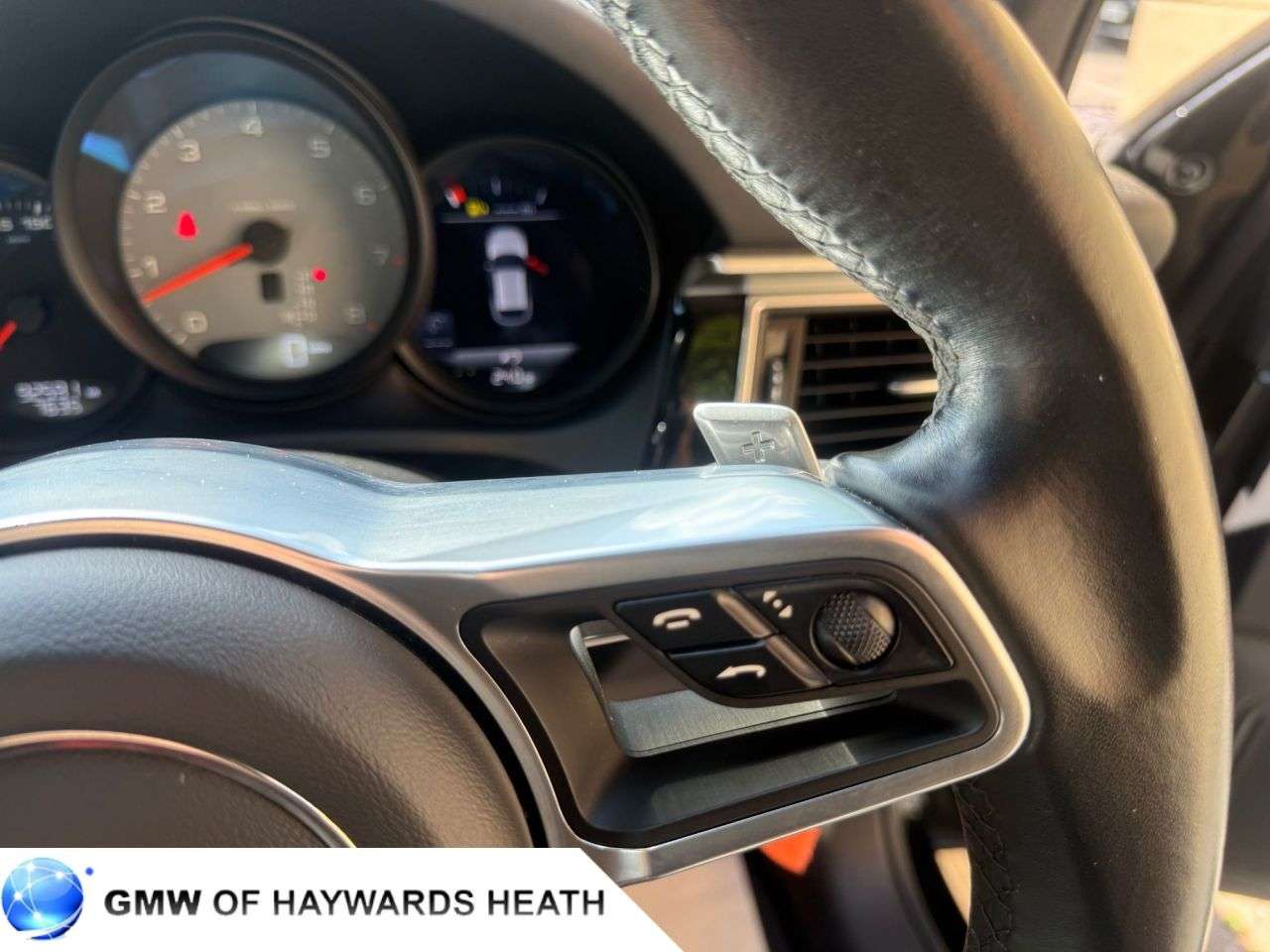 2017 PORSCHE MACAN 2017 PORSCHE MACAN