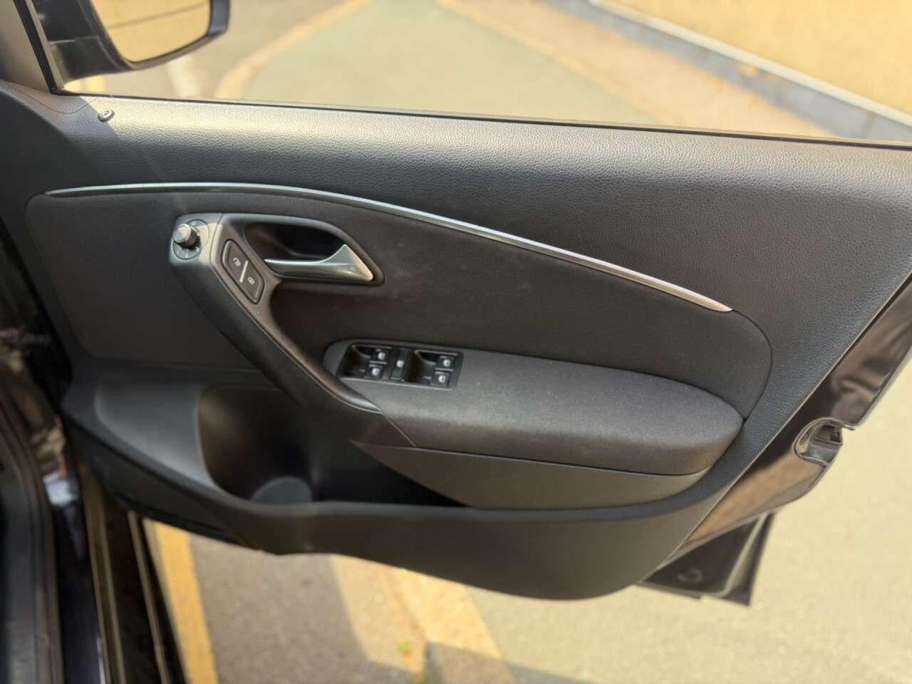 2015 VOLKSWAGEN POLO 2015 VOLKSWAGEN POLO
