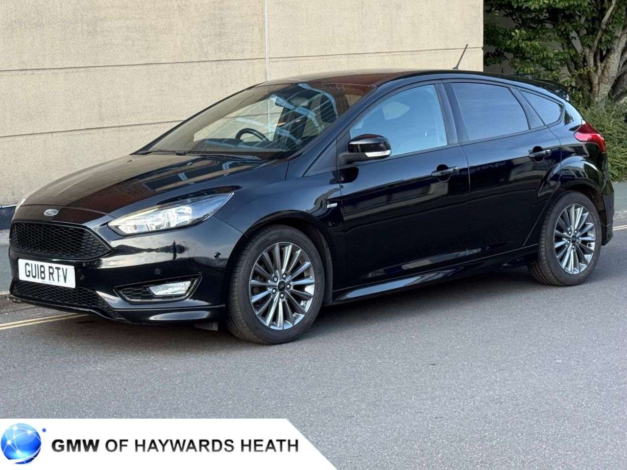 A 2018 FORD FOCUS 1.0T EcoBoost ST-Line Hatchback 5dr Petrol Manual Euro 6 (s/s) (140 ps) A 2018 FORD FOCUS 1.0T EcoBoost ST-Line Hatchback 5dr Petrol Manual Euro 6 (s/s) (140 ps)