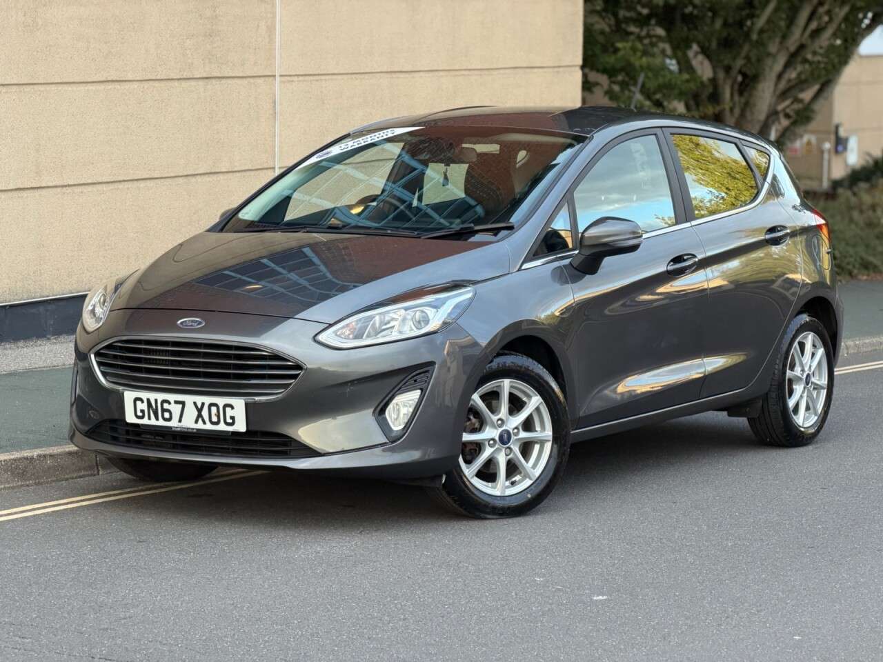 A 2017 FORD FIESTA 1.0T EcoBoost Zetec Hatchback 5dr Petrol Manual Euro 6 (s/s) (100 ps) A 2017 FORD FIESTA 1.0T EcoBoost Zetec Hatchback 5dr Petrol Manual Euro 6 (s/s) (100 ps)