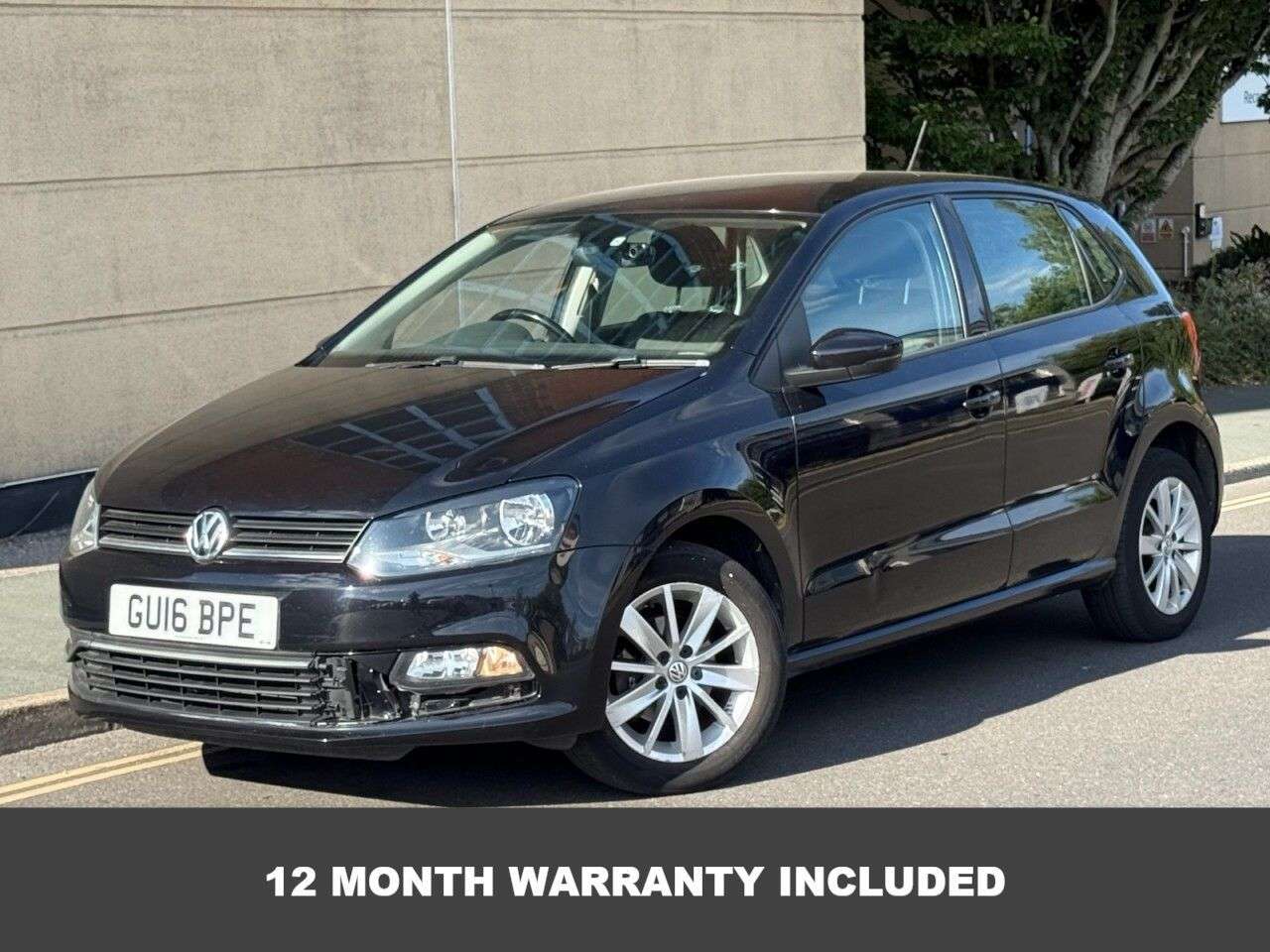 A 2016 VOLKSWAGEN POLO 1.2 TSI BlueMotion Tech SE Hatchback 5dr Petrol Manual Euro 6 (s/s) (90 ps) A 2016 VOLKSWAGEN POLO 1.2 TSI BlueMotion Tech SE Hatchback 5dr Petrol Manual Euro 6 (s/s) (90 ps)