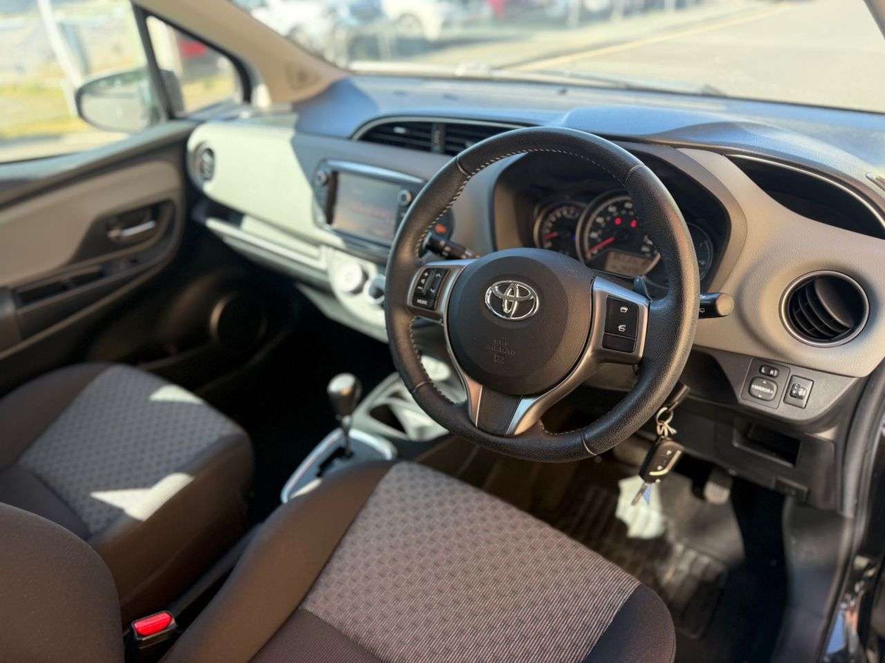 2014 TOYOTA YARIS 2014 TOYOTA YARIS