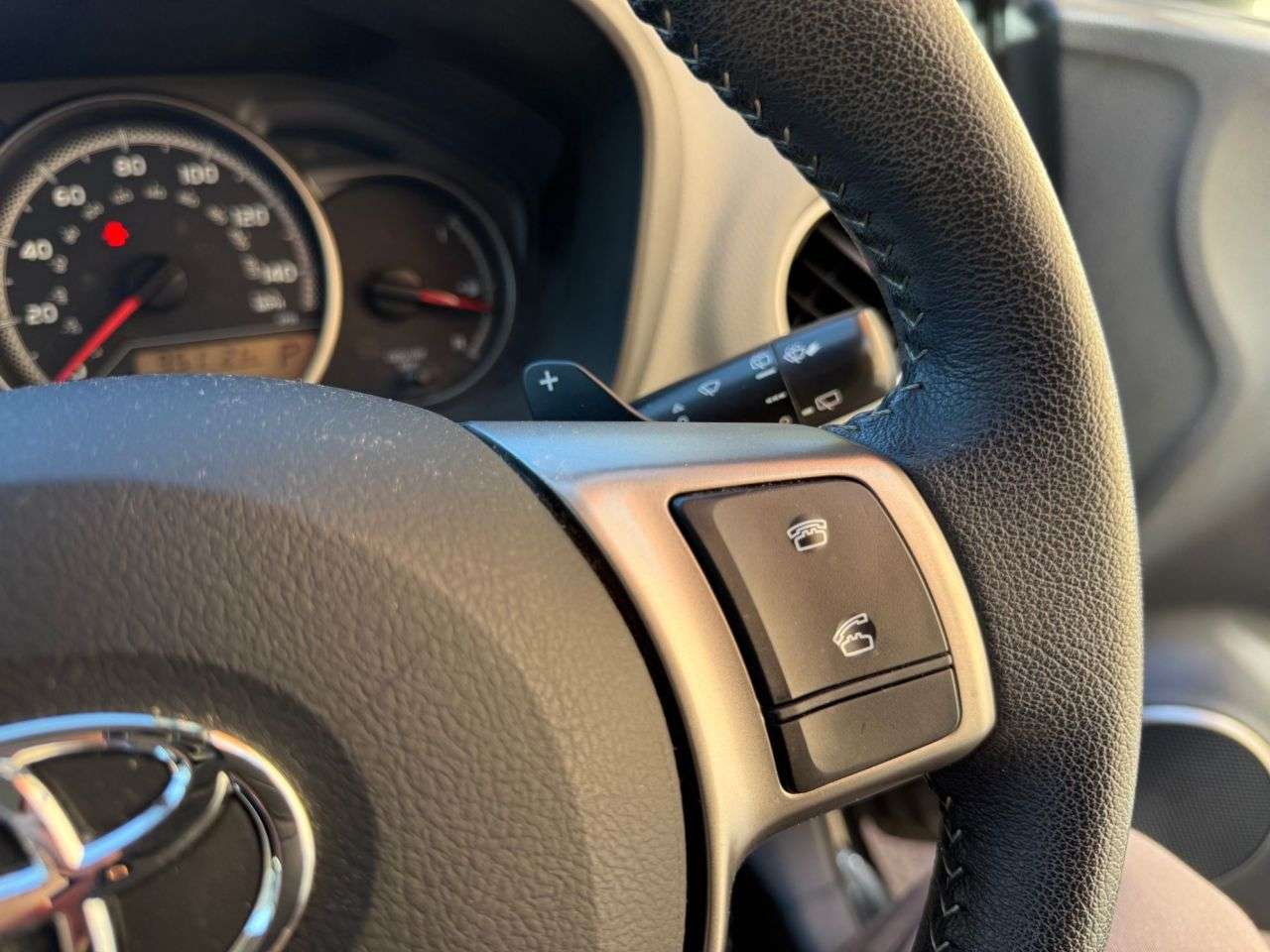 2014 TOYOTA YARIS 2014 TOYOTA YARIS