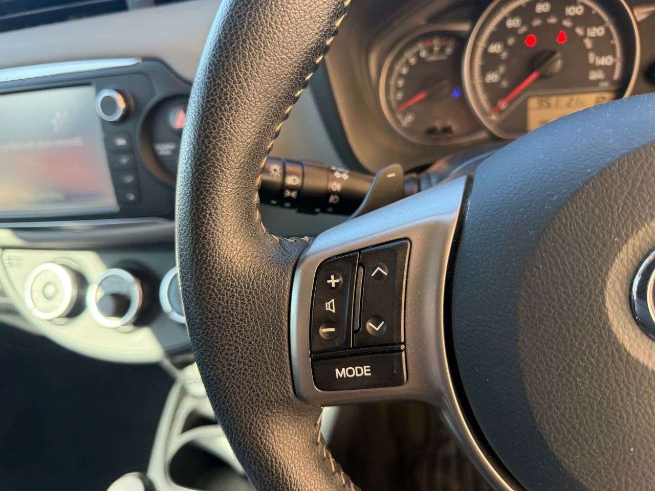 2014 TOYOTA YARIS 2014 TOYOTA YARIS