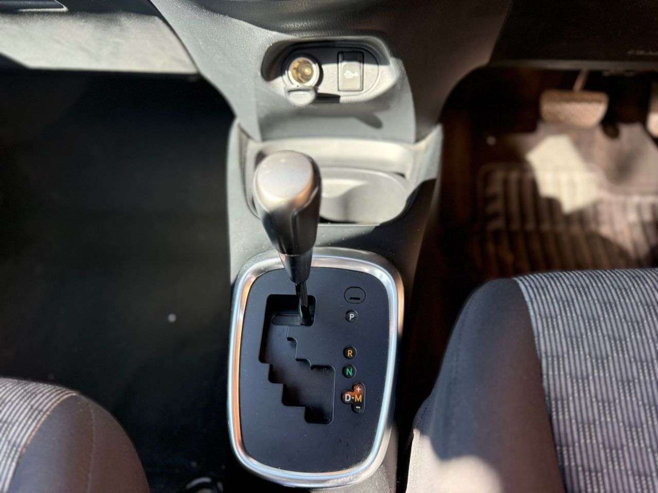 2014 TOYOTA YARIS 2014 TOYOTA YARIS