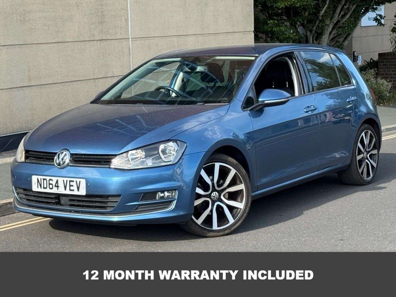 A 2014 VOLKSWAGEN GOLF 2.0 TDI BlueMotion Tech GT Hatchback 5dr Diesel DSG Euro 5 (s/s) (150 ps) A 2014 VOLKSWAGEN GOLF 2.0 TDI BlueMotion Tech GT Hatchback 5dr Diesel DSG Euro 5 (s/s) (150 ps)