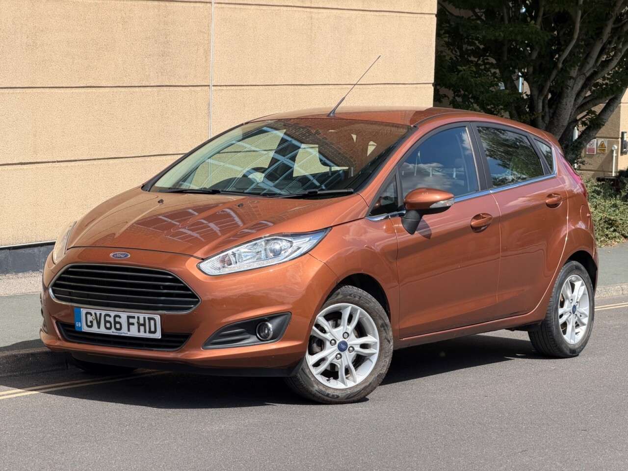 A 2016 FORD FIESTA 1.0T EcoBoost Zetec Hatchback 5dr Petrol Manual Euro 6 (s/s) (100 ps) A 2016 FORD FIESTA 1.0T EcoBoost Zetec Hatchback 5dr Petrol Manual Euro 6 (s/s) (100 ps)