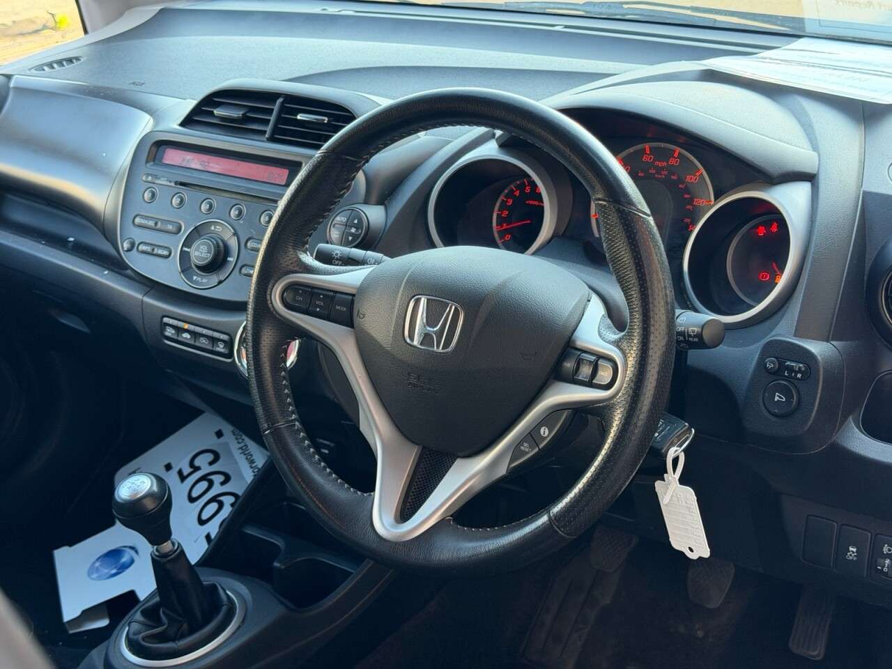 2014 HONDA JAZZ 2014 HONDA JAZZ