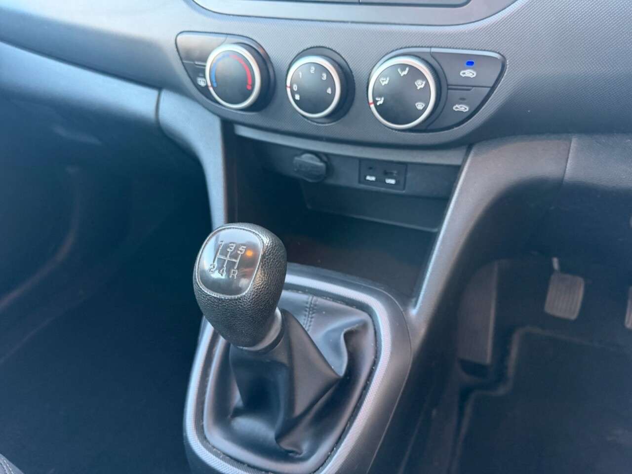 2017 HYUNDAI I10 2017 HYUNDAI I10