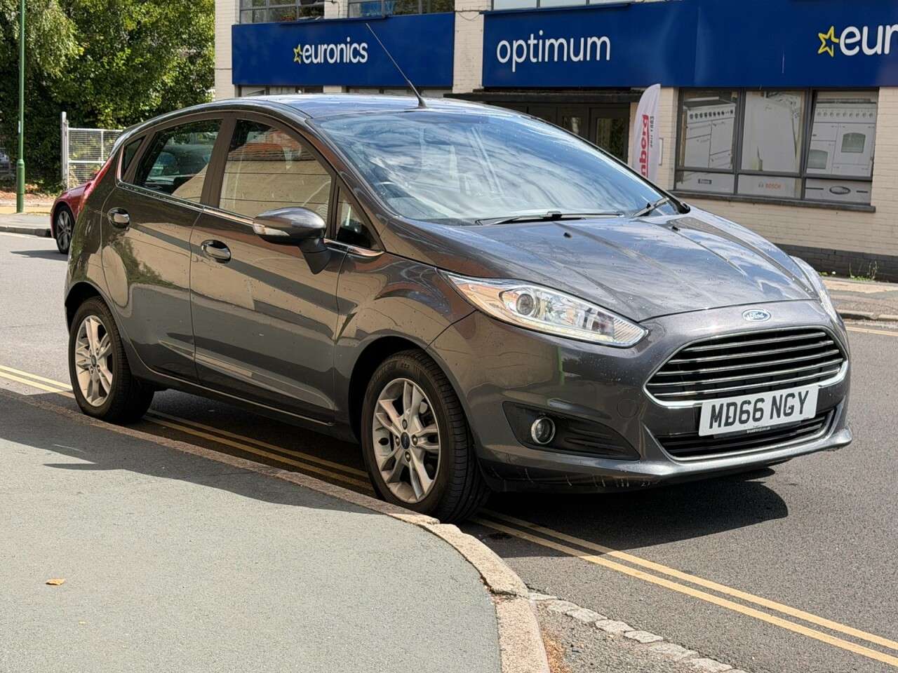 A 2017 FORD FIESTA 1.0T EcoBoost Zetec Hatchback 5dr Petrol Manual Euro 6 (s/s) (100 ps) A 2017 FORD FIESTA 1.0T EcoBoost Zetec Hatchback 5dr Petrol Manual Euro 6 (s/s) (100 ps)