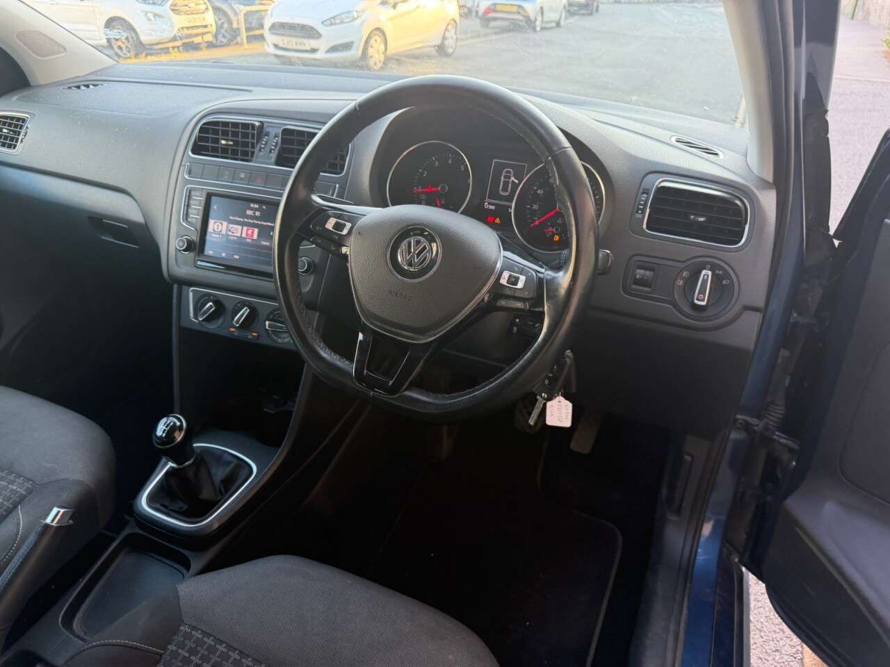 2017 VOLKSWAGEN POLO 2017 VOLKSWAGEN POLO