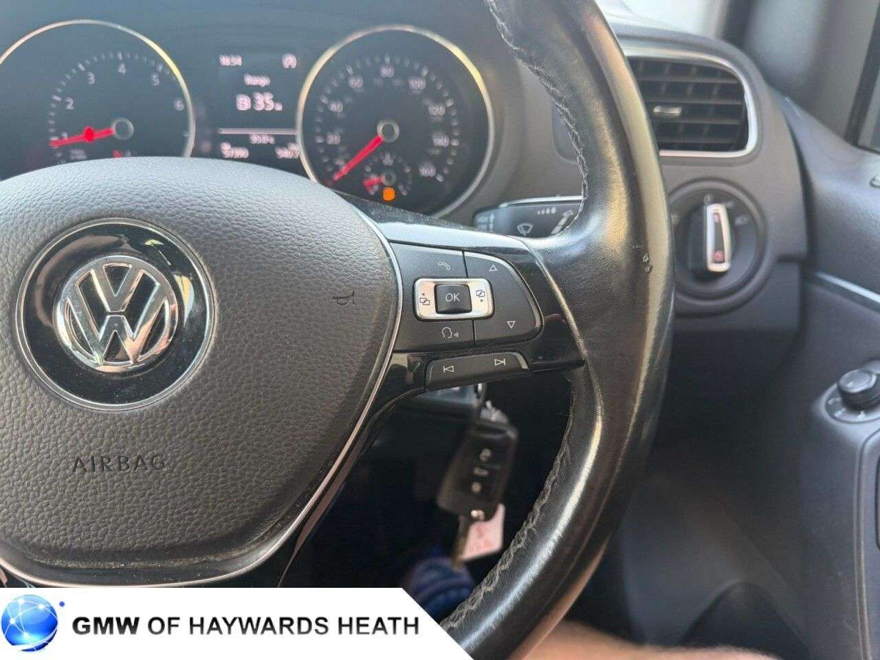 2017 VOLKSWAGEN POLO 2017 VOLKSWAGEN POLO