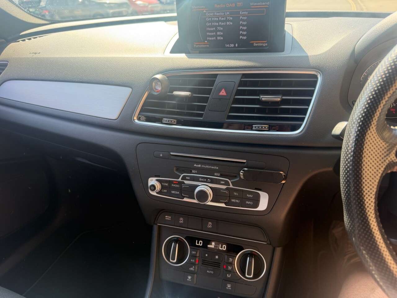 2015 AUDI Q3 2015 AUDI Q3