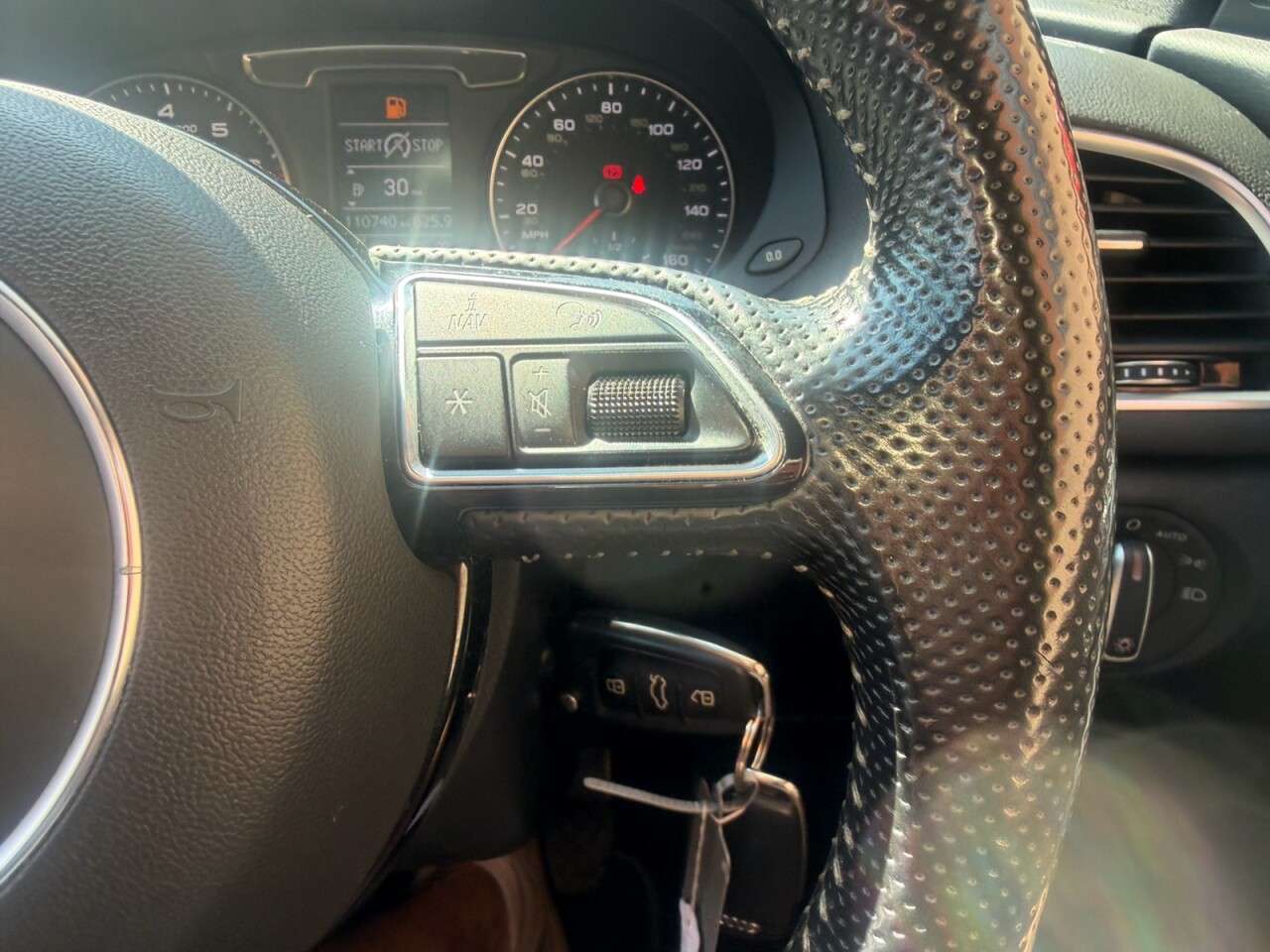 2015 AUDI Q3 2015 AUDI Q3