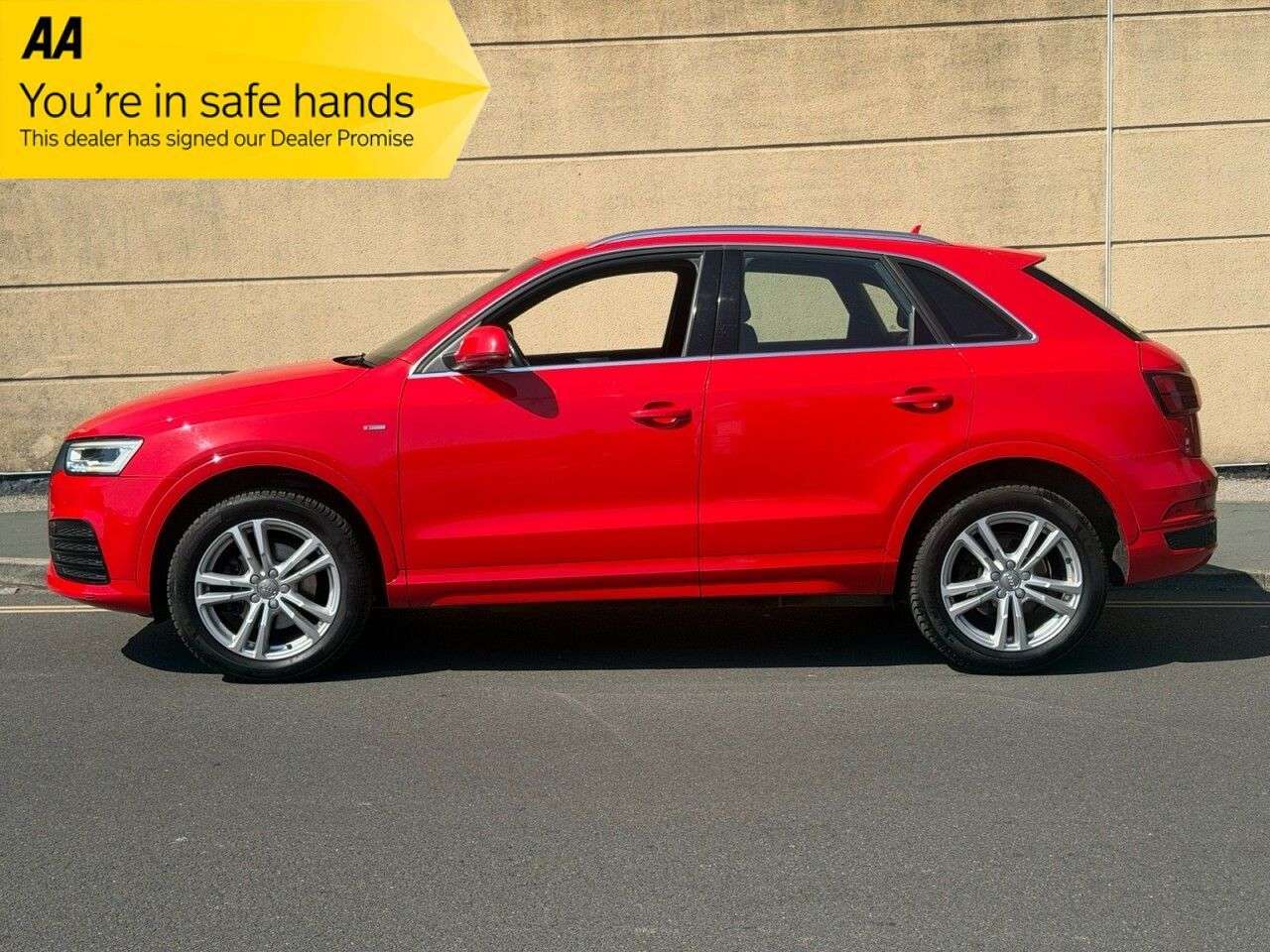 2015 AUDI Q3 2015 AUDI Q3