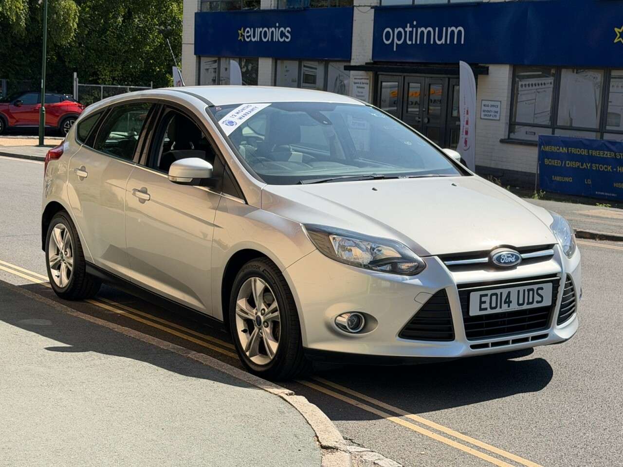 A 2014 FORD FOCUS 1.6 TDCi ECOnetic Zetec Hatchback 5dr Diesel Manual Euro 5 (s/s) (105 ps) A 2014 FORD FOCUS 1.6 TDCi ECOnetic Zetec Hatchback 5dr Diesel Manual Euro 5 (s/s) (105 ps)