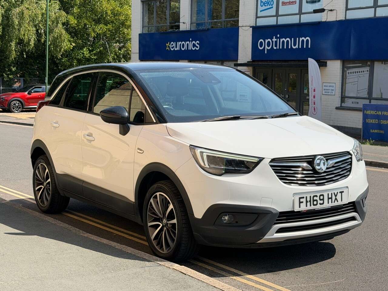 A 2019 VAUXHALL CROSSLAND X 1.2 Turbo GPF Elite SUV 5dr Petrol Manual Euro 6 (s/s) (130 ps) A 2019 VAUXHALL CROSSLAND X 1.2 Turbo GPF Elite SUV 5dr Petrol Manual Euro 6 (s/s) (130 ps)