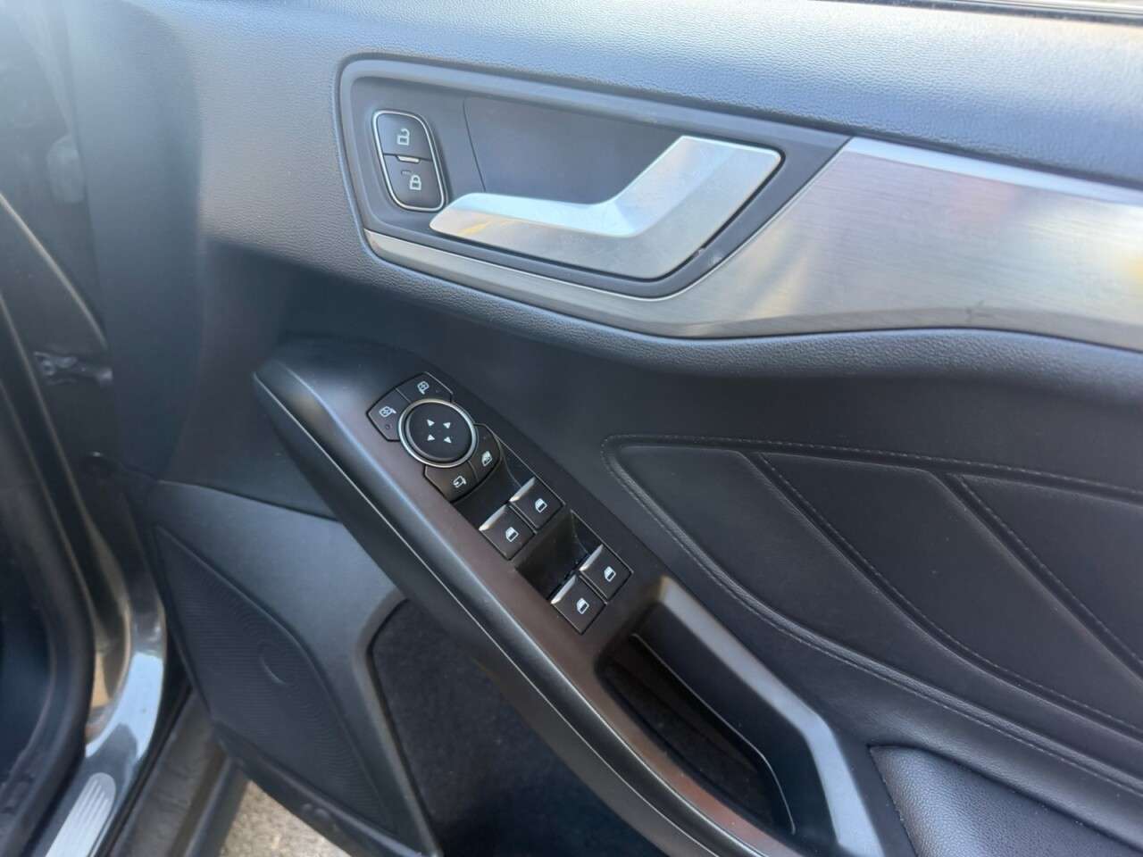 A 2020 FORD FOCUS 1.0T EcoBoost Titanium Estate 5dr Petrol Manual Euro 6 (s/s) (125 ps) A 2020 FORD FOCUS 1.0T EcoBoost Titanium Estate 5dr Petrol Manual Euro 6 (s/s) (125 ps)