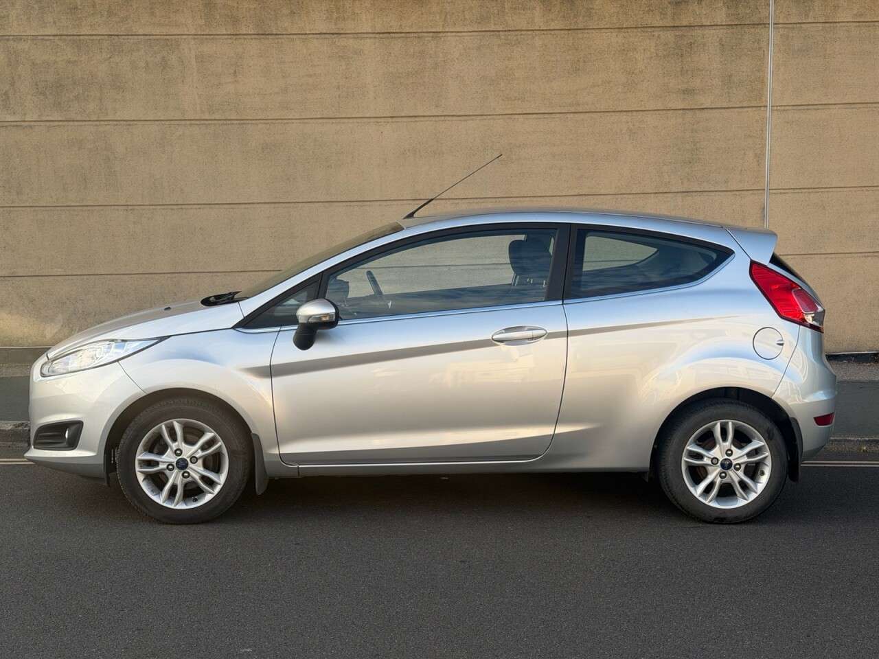 2015 FORD FIESTA 2015 FORD FIESTA