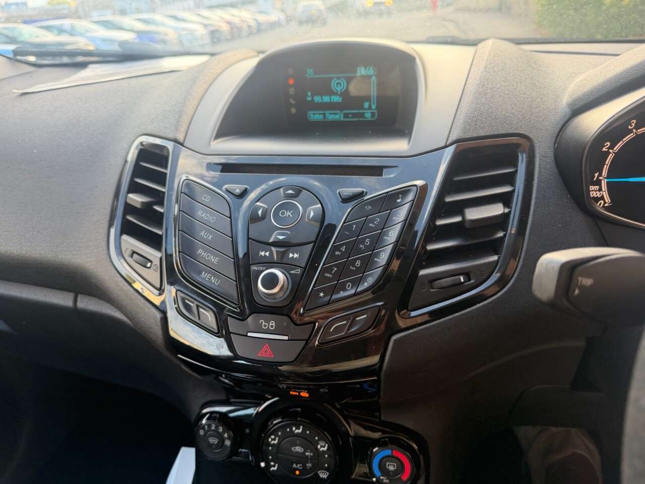 2015 FORD FIESTA 2015 FORD FIESTA