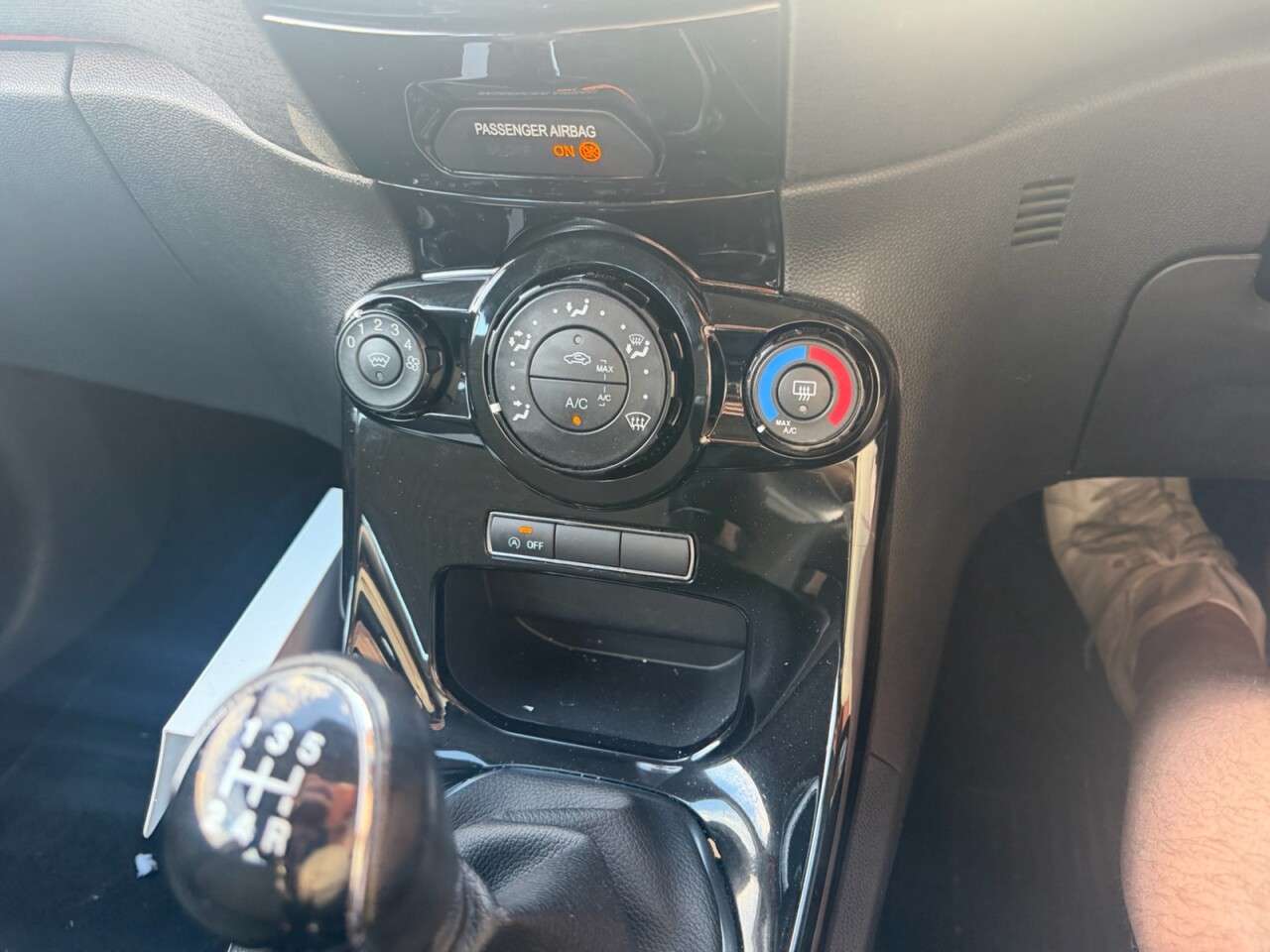 2015 FORD FIESTA 2015 FORD FIESTA