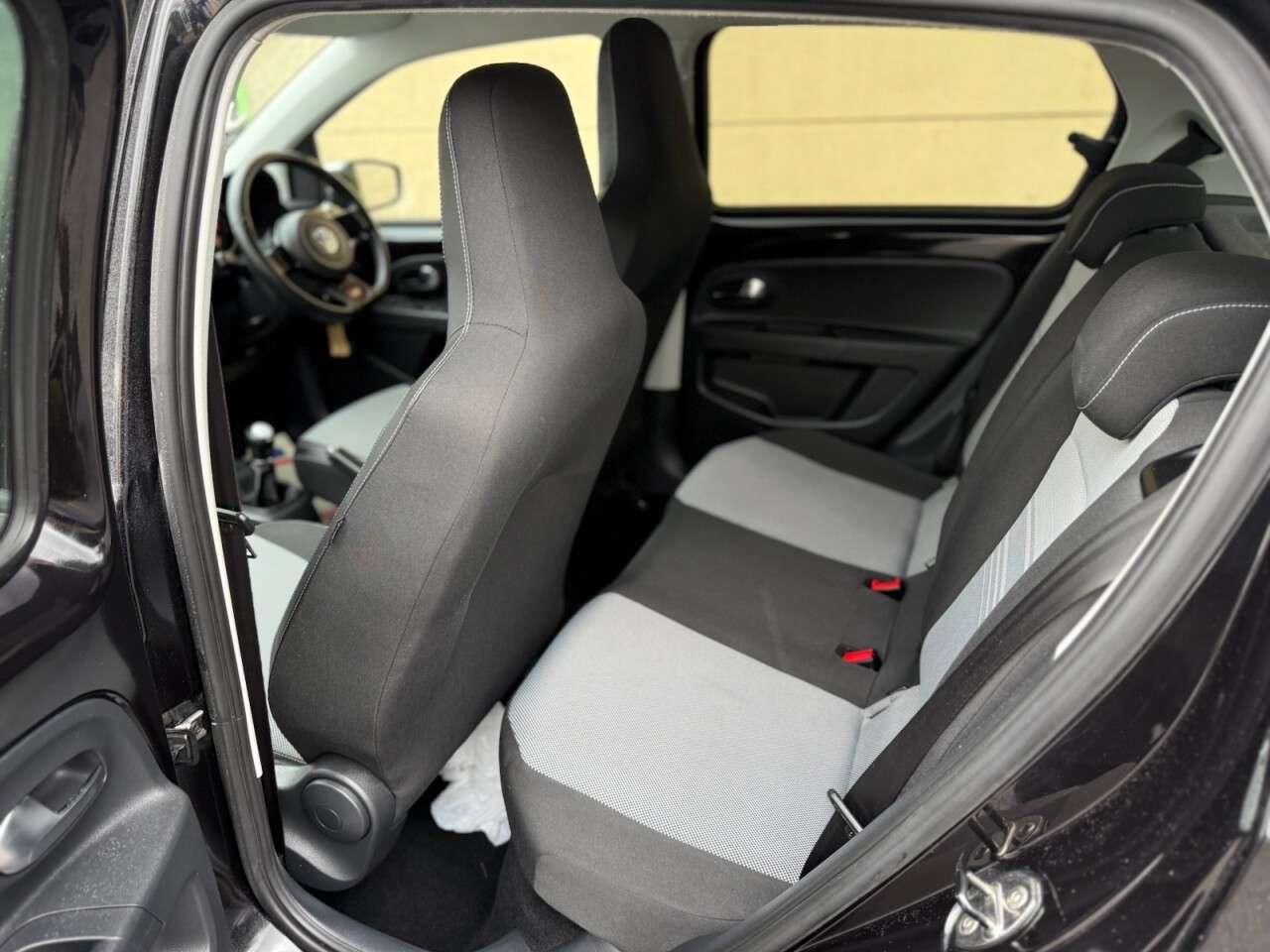 2012 VOLKSWAGEN UP! 2012 VOLKSWAGEN UP!