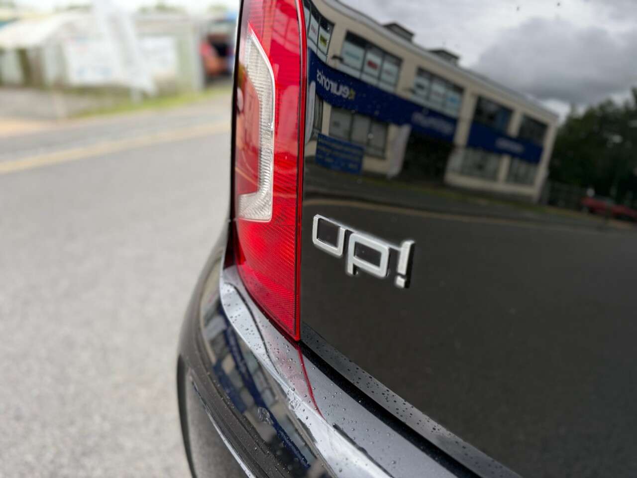 2012 VOLKSWAGEN UP! 2012 VOLKSWAGEN UP!