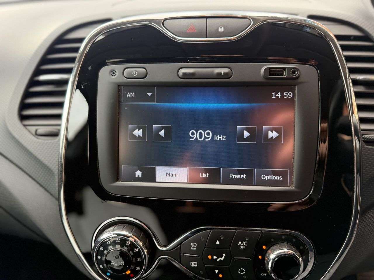 2015 RENAULT CAPTUR 2015 RENAULT CAPTUR