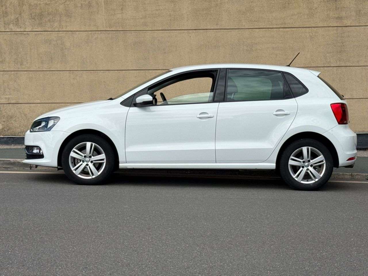 2016 VOLKSWAGEN POLO 2016 VOLKSWAGEN POLO